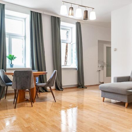 Welcoming 3Br Budget Apt. Well Connected Vienna Exterior photo