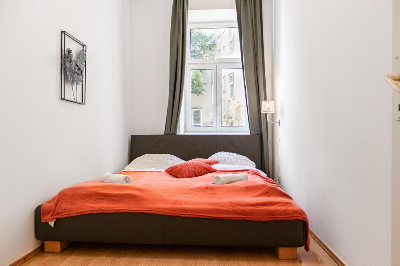 Welcoming 3Br Budget Apt. Well Connected Vienna Exterior photo